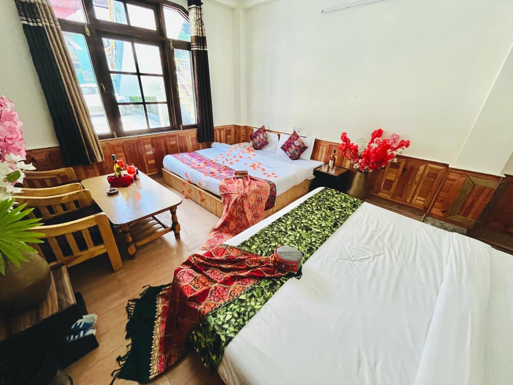 Hotel Pablo Escobar Касоль Экстерьер фото