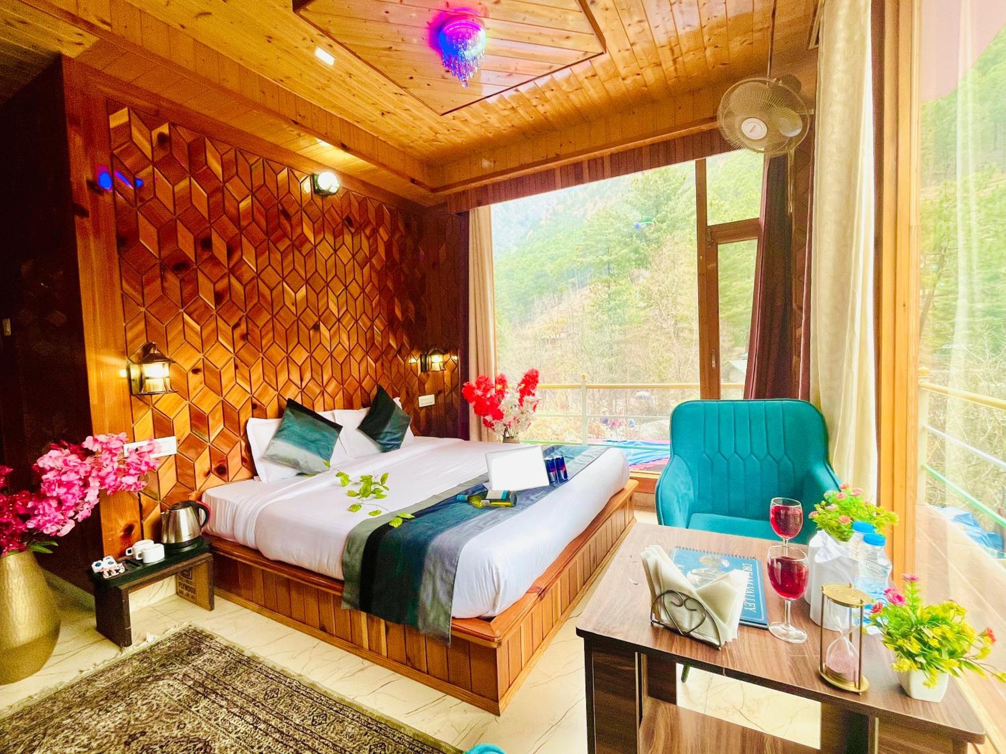 Hotel Pablo Escobar Касоль Экстерьер фото