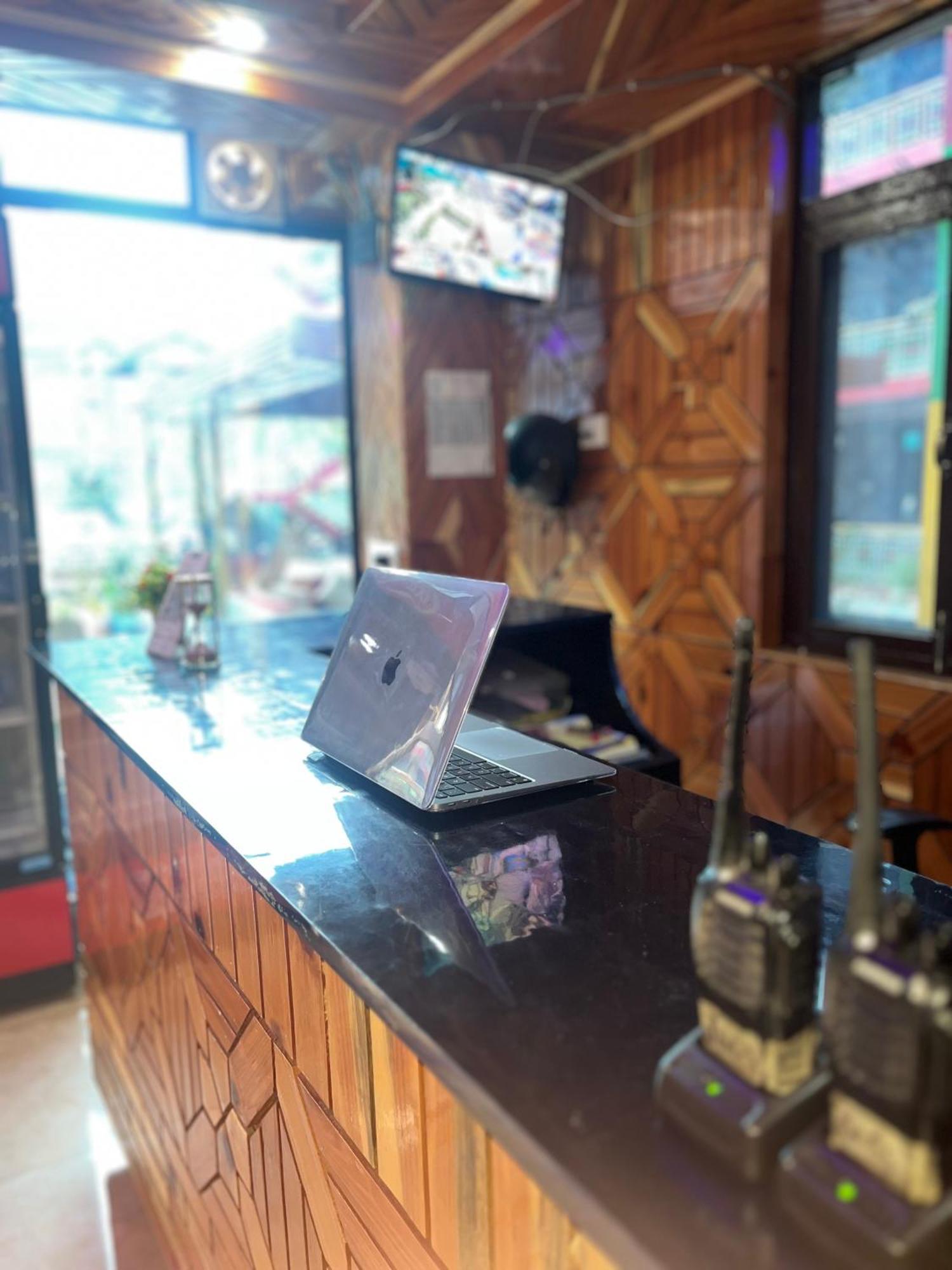 Hotel Pablo Escobar Касоль Экстерьер фото